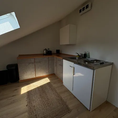 Ruhige 60qm Mit Self Check In Und Terrasse